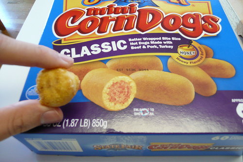2009-01-08 Mini Corn Dogs (6)