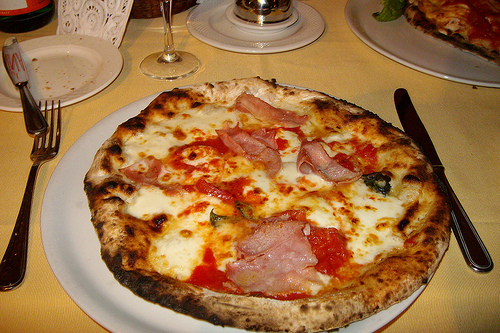 2007-11-06 - Sorrento 005 Pizza